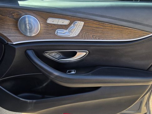 Used 2017 Mercedes-Benz E 300 w/ Premium 3 Package image 33