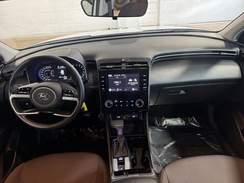 Used 2023 Hyundai Tucson SE w/ Cargo Package image 13