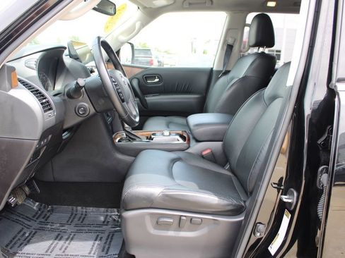 Used 2023 Nissan Armada SL image 17