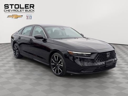 Used 2024 Honda Accord Touring image 7