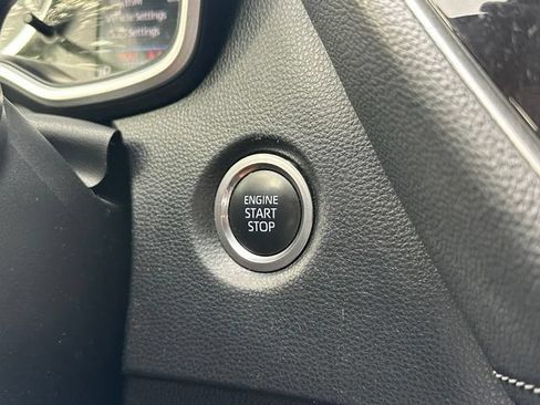 Used 2019 Toyota Corolla SE FWD image 25