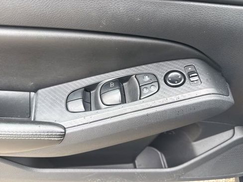 Used 2022 Nissan Altima 2.5 SV image 10