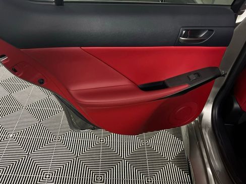 Used 2023 Lexus IS 350 F Sport image 31