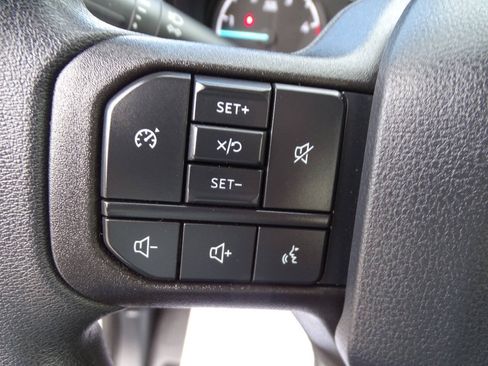 Used 2025 Ford F250 4x4 Crew Cab XL image 14