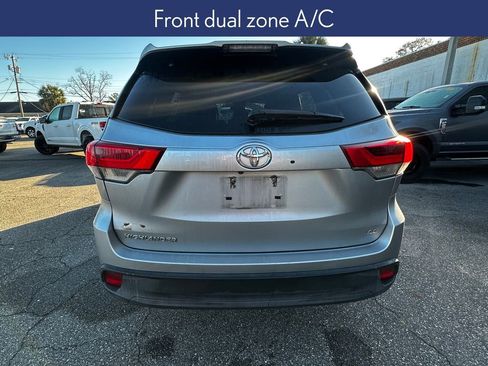 Used 2018 Toyota Highlander Plus image 4