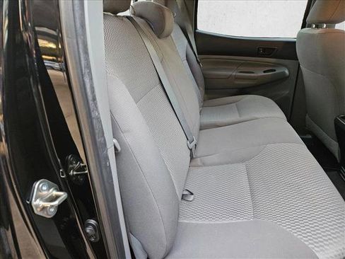 Used 2015 Toyota Tacoma PreRunner w/ SR5 Package image 22