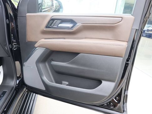 New 2026 GMC Yukon Denali Ultimate AWD/4WD image 43