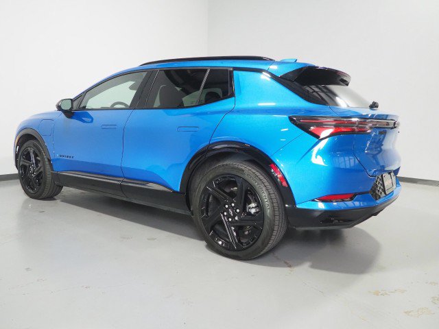 Used 2024 Chevrolet Equinox EV FWD RS w/2RS image 7