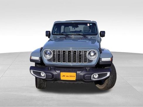 Certified 2025 Jeep Wrangler Unlimited Sahara w/ Safety Group image 13