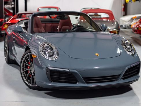 Used 2017 Porsche 911 Carrera S RWD image 11