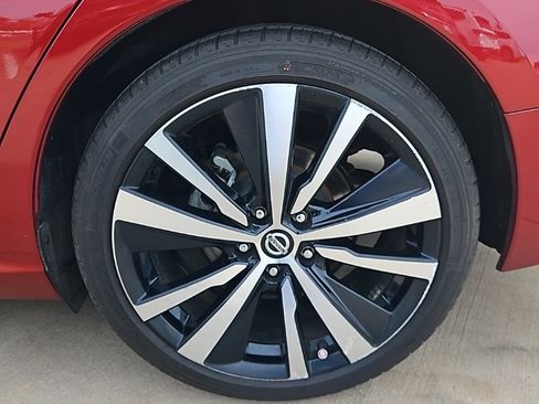 Used 2021 Nissan Altima 2.0 SR image 9