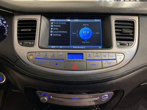 Used 2012 Hyundai Genesis 5.0 R-Spec image 16