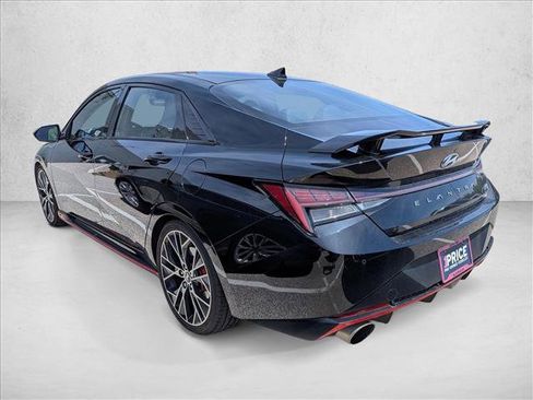 Used 2022 Hyundai Elantra N FWD image 7