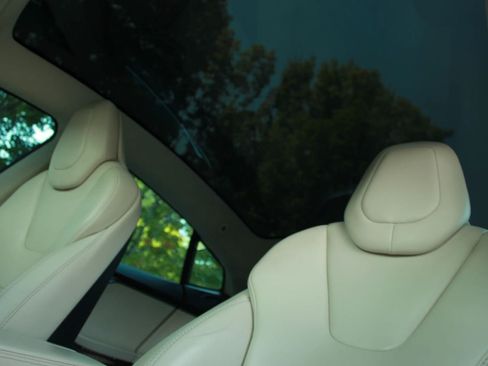 Used 2018 Tesla Model S 75D AWD/4WD image 35