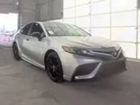 Used 2022 Toyota Camry SE w/ Convenience Package FWD image 6