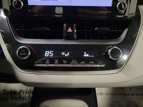 Used 2022 Toyota Corolla LE image 17