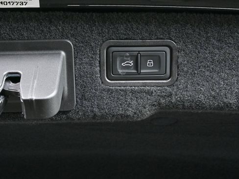 Used 2023 Audi A8 L 3.0T w/ Comfort Plus Package image 32