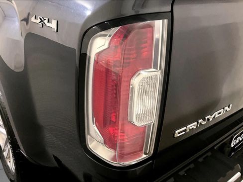 Used 2016 GMC Canyon SLT w/ Driver Alert Package AWD/4WD image 26