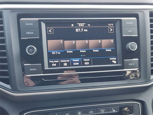 Used 2022 Volkswagen Atlas SE image 17