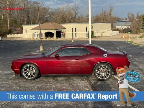 Used 2020 Dodge Challenger GT image 2