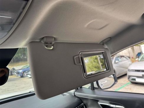 Used 2023 Kia Sportage LX image 30