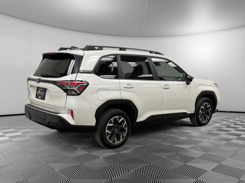 Certified 2025 Subaru Forester Premium image 5