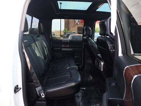 Used 2016 Ford F150 Platinum w/ Equipment Group 701A Luxury AWD/4WD image 12