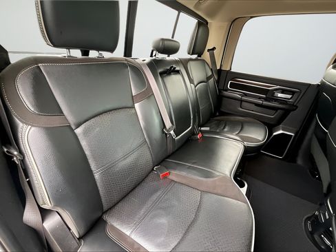 Used 2022 RAM 2500 Laramie AWD/4WD image 22