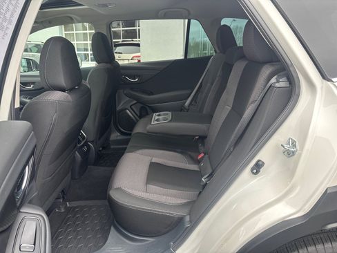 Certified 2025 Subaru Outback Premium w/ Popular Package #1A image 34