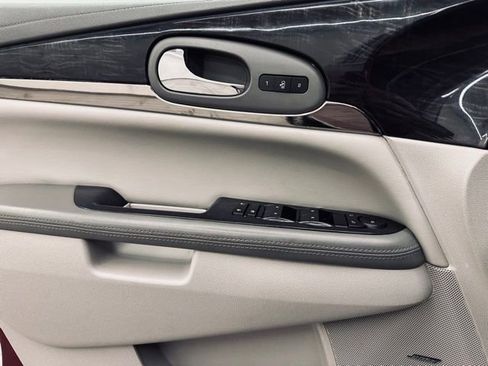 Used 2015 Buick Enclave Leather image 35