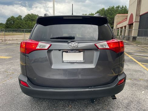 Used 2013 Toyota RAV4 XLE FWD image 7