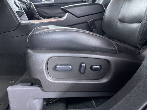 Used 2015 Ford Explorer Limited w/ Equipment Group 301A image 13