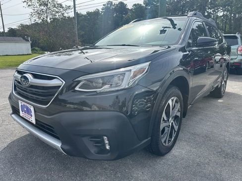 Used 2020 Subaru Outback Limited w/ Popular Package #2 image 3