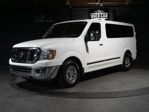 Used 2019 Nissan NV 3500 SL RWD image 1