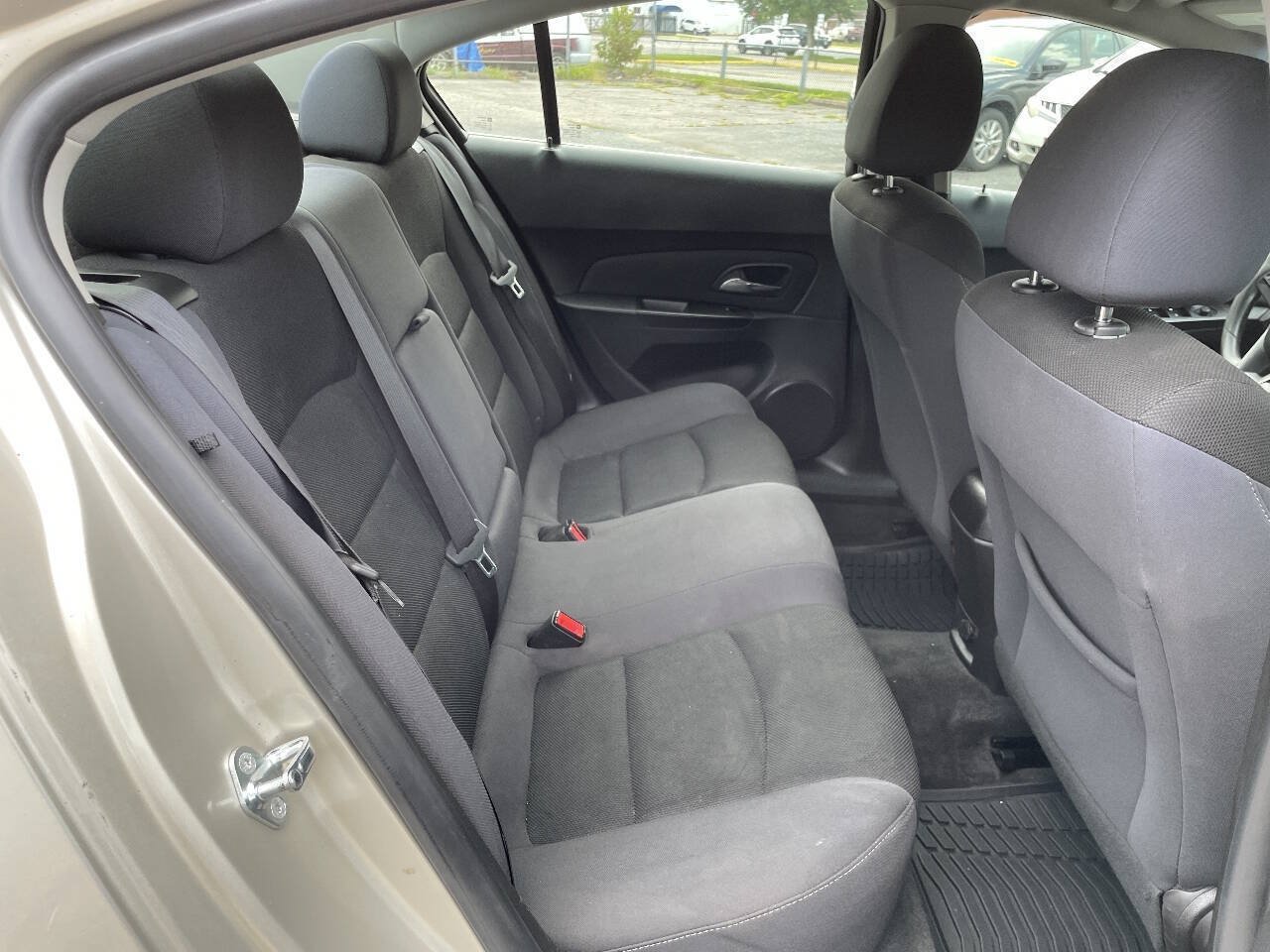 Used 2016 Chevrolet Cruze LT FWD image 23