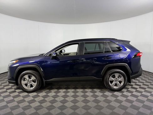 Used 2025 Toyota RAV4 XLE image 11