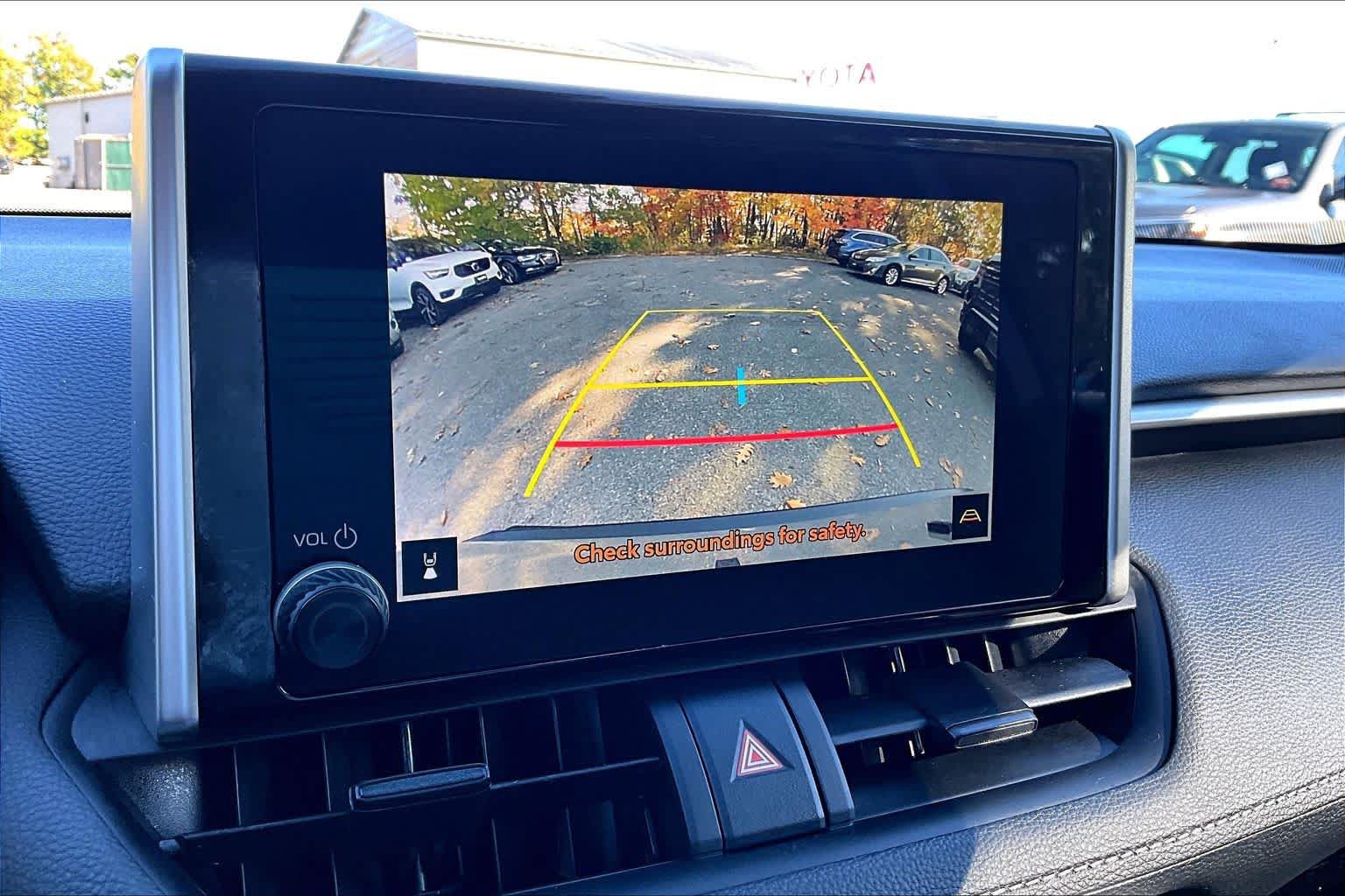 Certified 2025 Toyota RAV4 LE AWD/4WD image 27