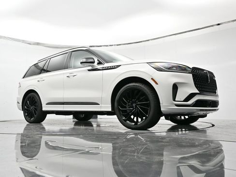 New 2025 Lincoln Aviator Reserve w/ Equipment Group 201A image 38