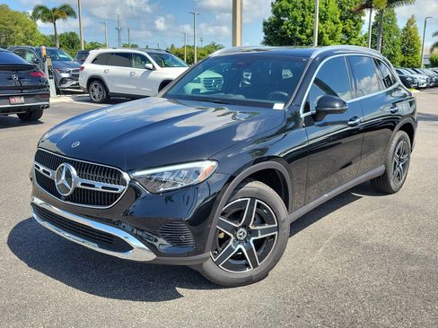 Certified 2026 Mercedes-Benz GLC 300 4MATIC image 1