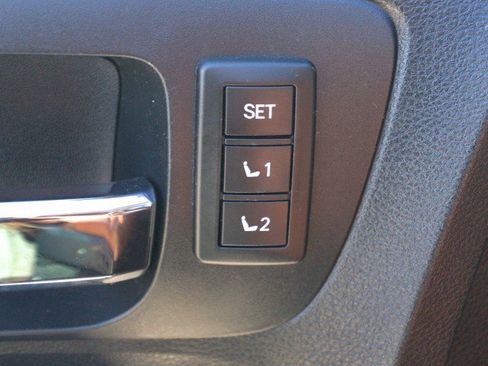 Used 2017 Toyota Tundra 1794 Edition image 14