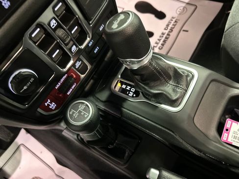 Used 2025 Jeep Wrangler Unlimited Sport S 4xe image 20