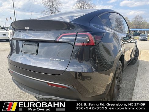 Used 2025 Tesla Model Y Long Range image 5