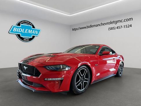 Used 2022 Ford Mustang GT image 3