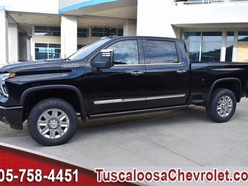 New 2025 Chevrolet Silverado 3500 High Country w/ High Country Premium Package image 5