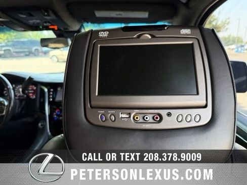 Used 2019 Cadillac Escalade ESV Platinum AWD/4WD image 20