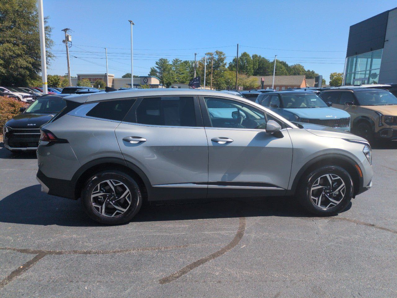 Certified 2023 Kia Sportage LX AWD/4WD image 8