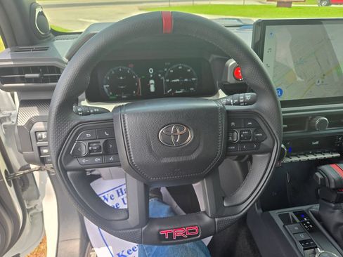 Used 2025 Toyota 4Runner TRD Pro AWD/4WD image 11