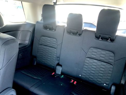 New 2025 Nissan Pathfinder SV w/ SV Premium Package image 20