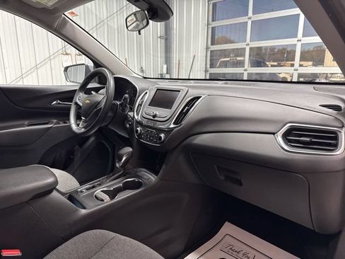 Used 2023 Chevrolet Equinox LT FWD image 26