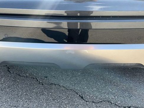 Used 2024 Kia Niro EX Touring image 16